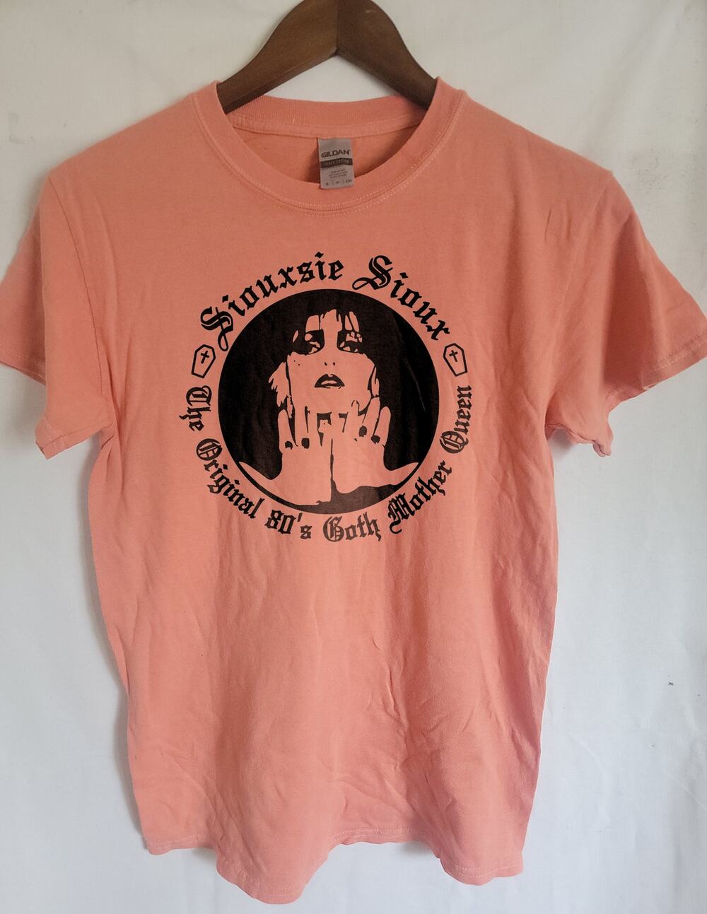 Siouxsie and the banshees band t shirt Size Small Coral Silk
